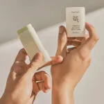 Beauty of Joseon Matte Sun Stick: Mugwort + Camelia - Image 2