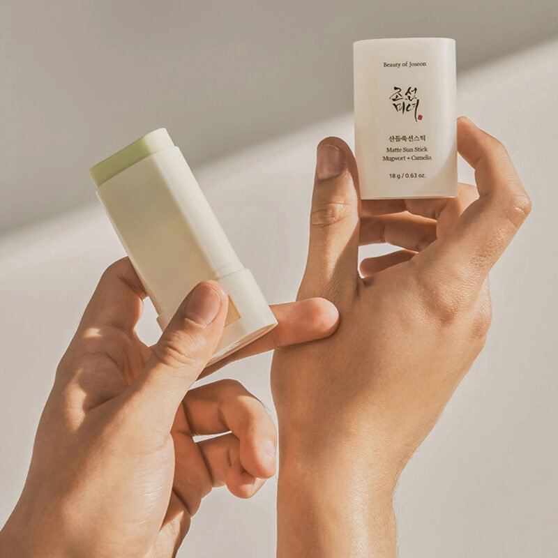 Beauty of Joseon Matte Sun Stick: Mugwort + Camelia - Image 2