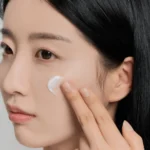 Skin1004 Madagascar Centella Tone Brightening Capsule Cream - Image 3