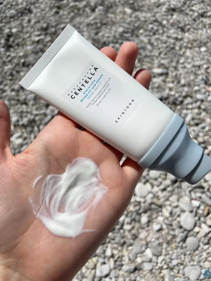 SKIN1004 Madagascar Centella Hyalu-Cica Water-Fit Sun Serum SPF50+ PA++++ - Image 2