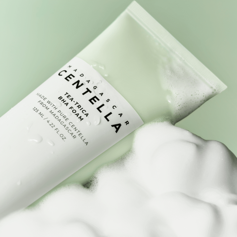 SKIN1004 Madagascar Centella Tea-Trica BHA Foam - Image 2